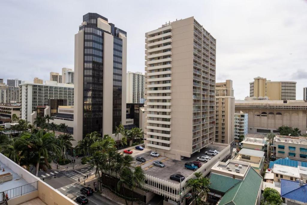 Heart Of Waikiki,1Bdrm,Free Parking, Wifi,No Resort Fees,Youtube,Netflix ! Honolulu Extérieur photo